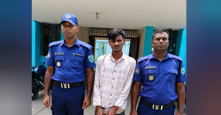 আটোয়ারীতে ইয়াবাসহ এক মাদক ব্যবসায়ী আটক