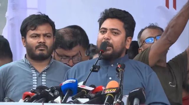 সরকার নির্বাচনের শুরু থেকেই বিশ্বাসঘাতকতা করছে: নাহিদ