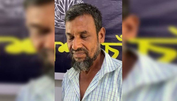 চাঁদপুরে শিশুকে ধর্ষণের অভিযোগে কেয়ারটেকার আটক