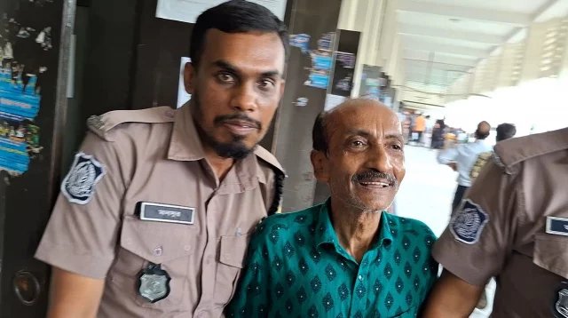 চেক ডিজঅনারের আরেক মামলায় গ্রেপ্তার দেখানো হলো মুজিব পরদেশীকে