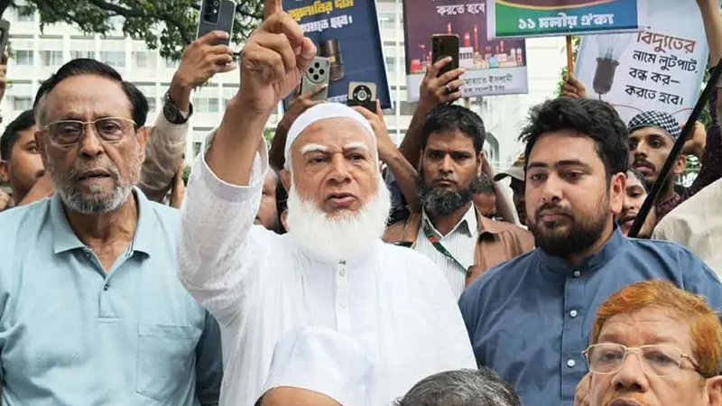 জামায়াত আমিরের নেতৃত্বে সচিবালয় অভিমুখে ১১ দলের পদযাত্রায় পুলিশের বাধা
