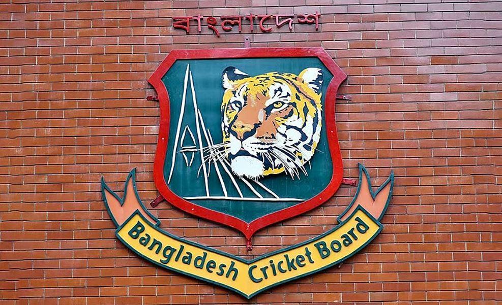 বিপিএল ফিক্সিংয়ের দায়ে নিষিদ্ধ হলেন আরও দুই কর্মকর্তা