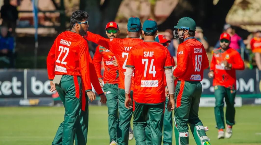 বৃষ্টিতে পরিত্যক্ত হলো ম্যাচ, সেমির টিকেট পেলো টাইগাররা