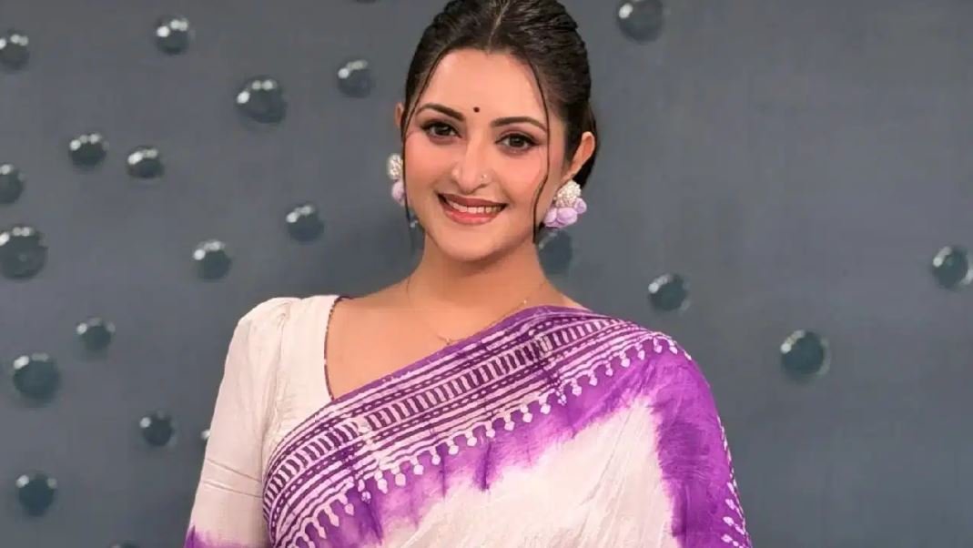 নতুন ওয়েব ফিকশন যুক্ত হলেন পরীমনি
