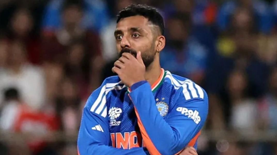 আফগানিস্তান সিরিজ থেকে ছিটকে গেলেন বরুণ চক্রবর্তী