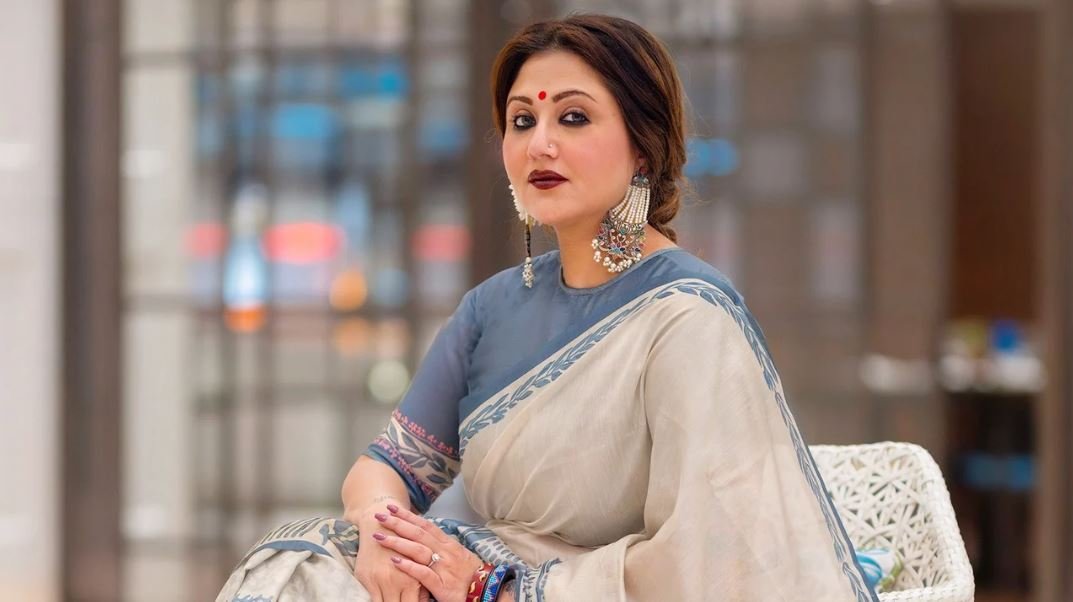 সোশ্যাল মিডিয়ায় কটাক্ষ থামানোর উপায় জানালেন স্বস্তিকা