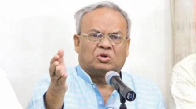 সংকটের মধ্যেও জনগণকে সর্বোচ্চটা দেওয়ার চেষ্টা করছে সরকার: রিজভী