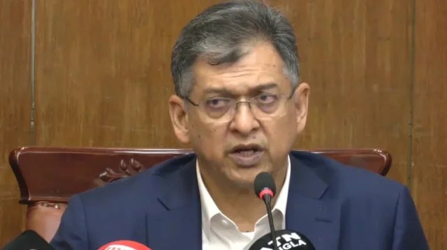 দুর্গাপূজায় থাকবে ২৪ ঘণ্টা মনিটরিং, টানা পাঁচ দিনের ছুটি: স্বরাষ্ট্রমন্ত্রী