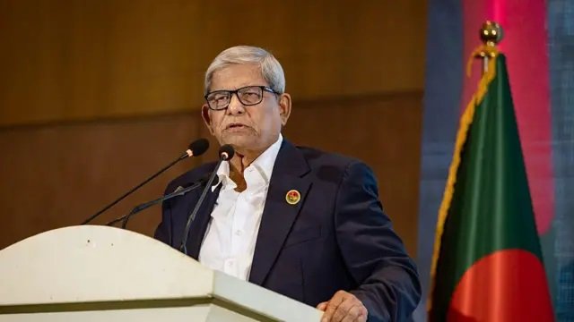 গণতন্ত্রকে বাঁচাতে হলে গণমাধ্যমকেও বাঁচাতে হবে: রাষ্ট্রপতি