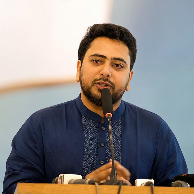 নতুন করে গণভোটের কথা বলা সরকারের অপকৌশলেরই অংশ: নাহিদ ইসলাম